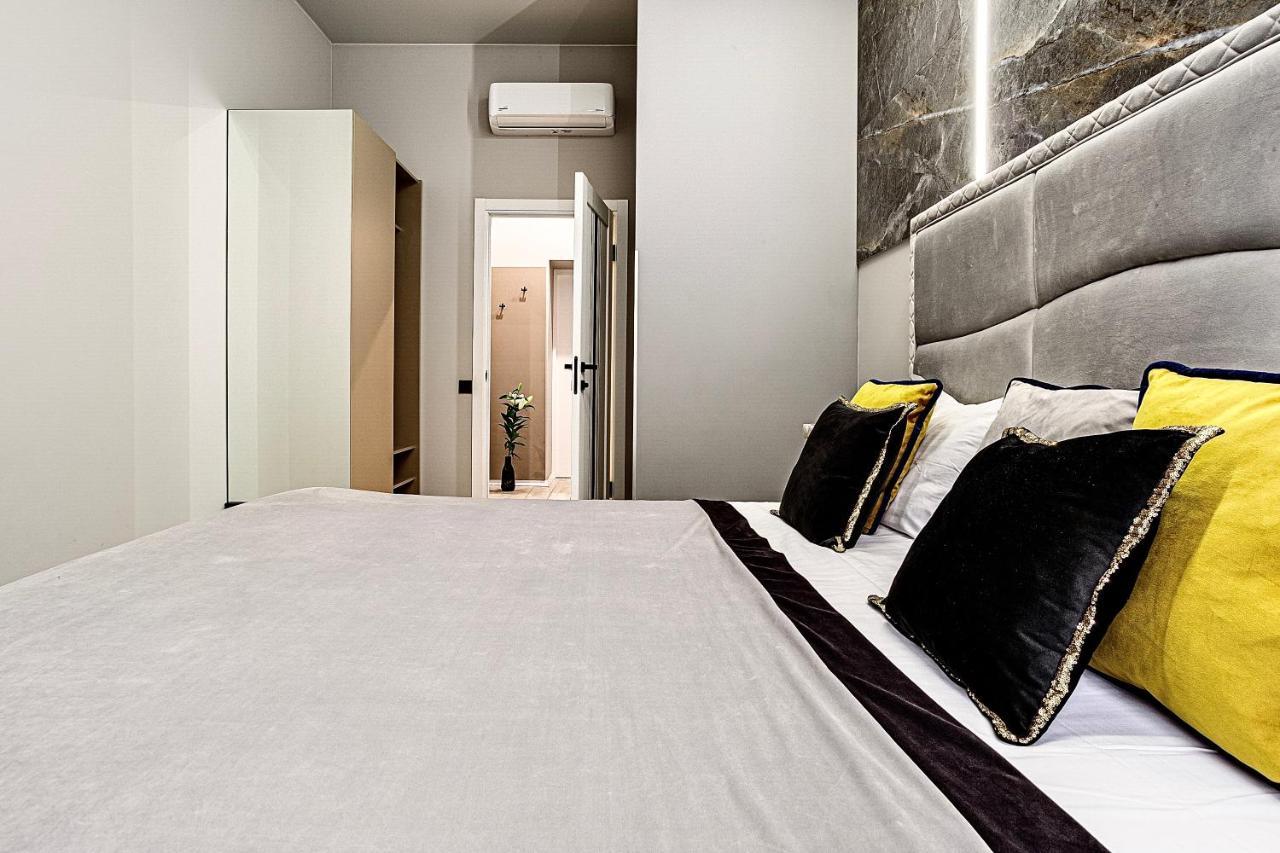 Family Residence Boutique Apartments Lviv Dış mekan fotoğraf