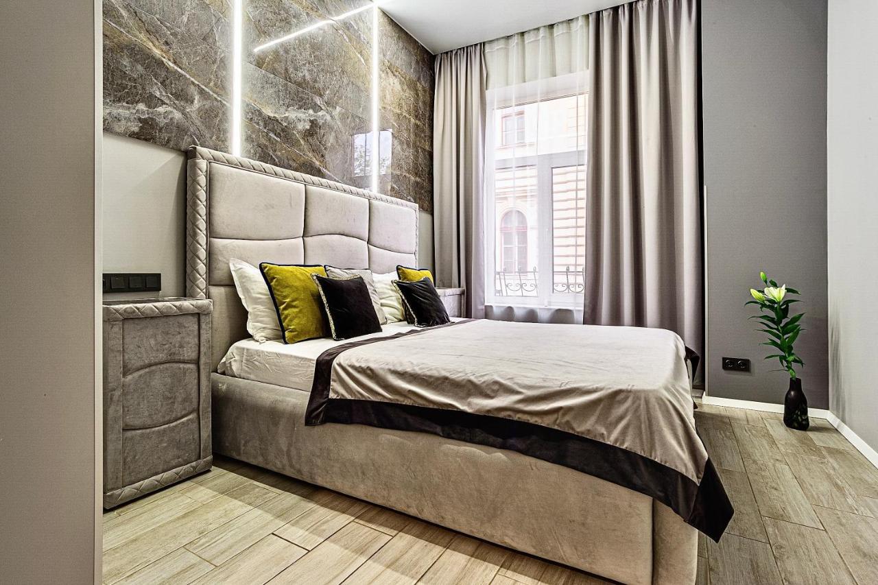 Family Residence Boutique Apartments Lviv Dış mekan fotoğraf