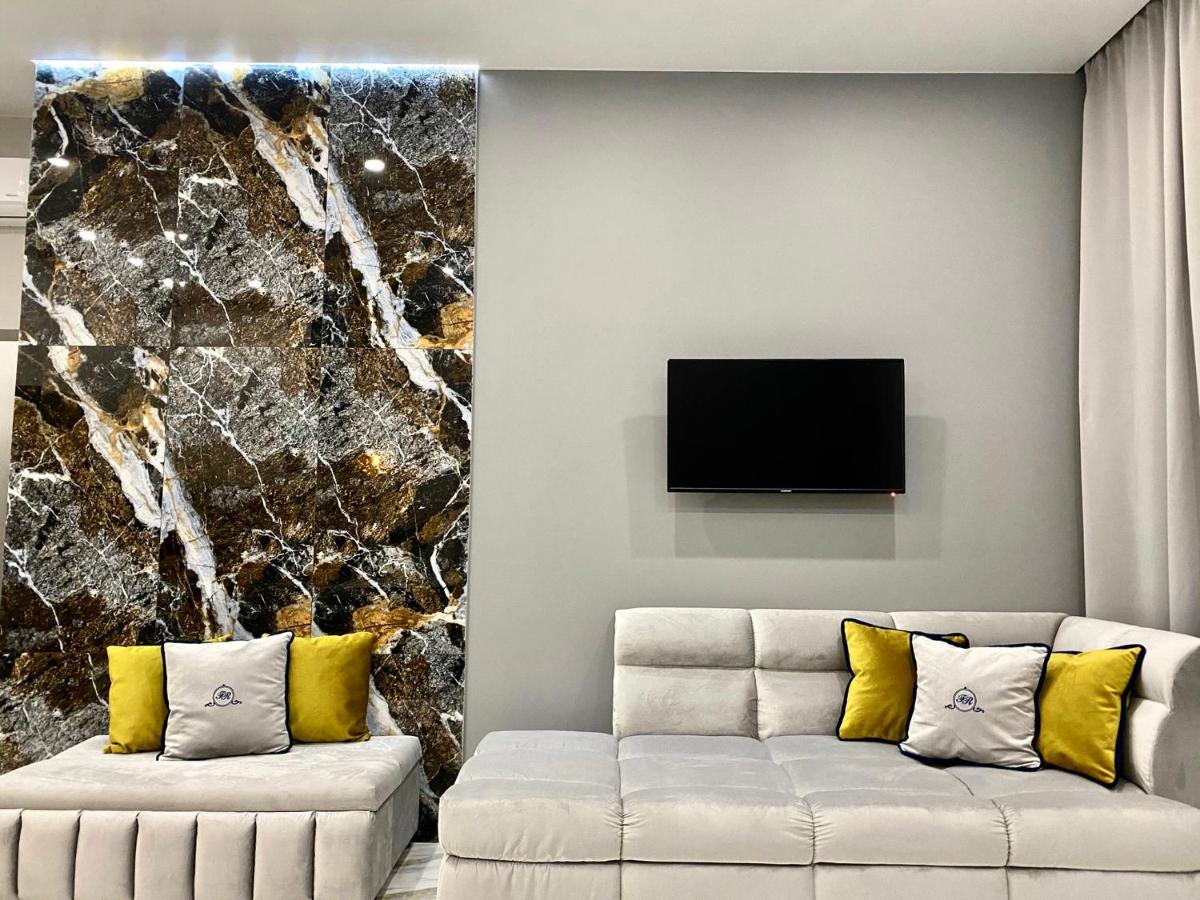 Family Residence Boutique Apartments Lviv Dış mekan fotoğraf