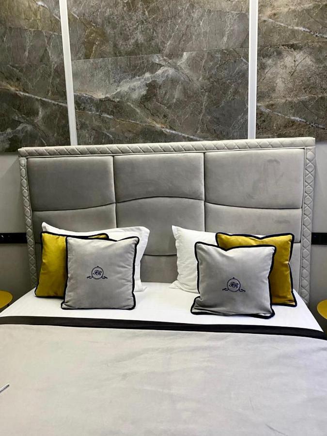 Family Residence Boutique Apartments Lviv Dış mekan fotoğraf