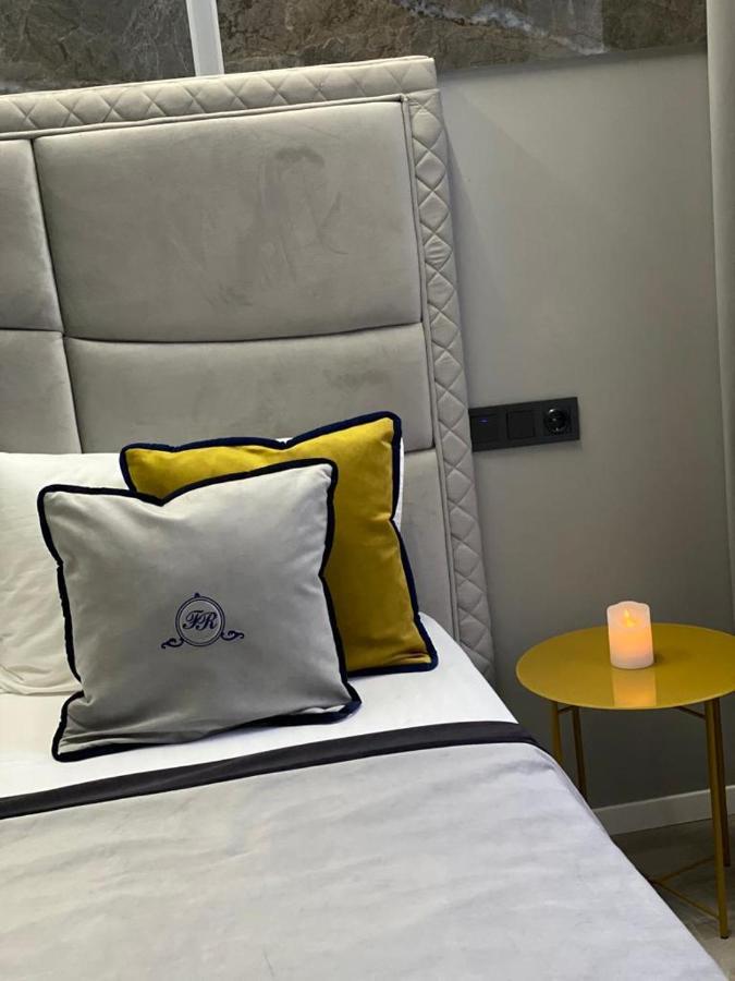 Family Residence Boutique Apartments Lviv Dış mekan fotoğraf