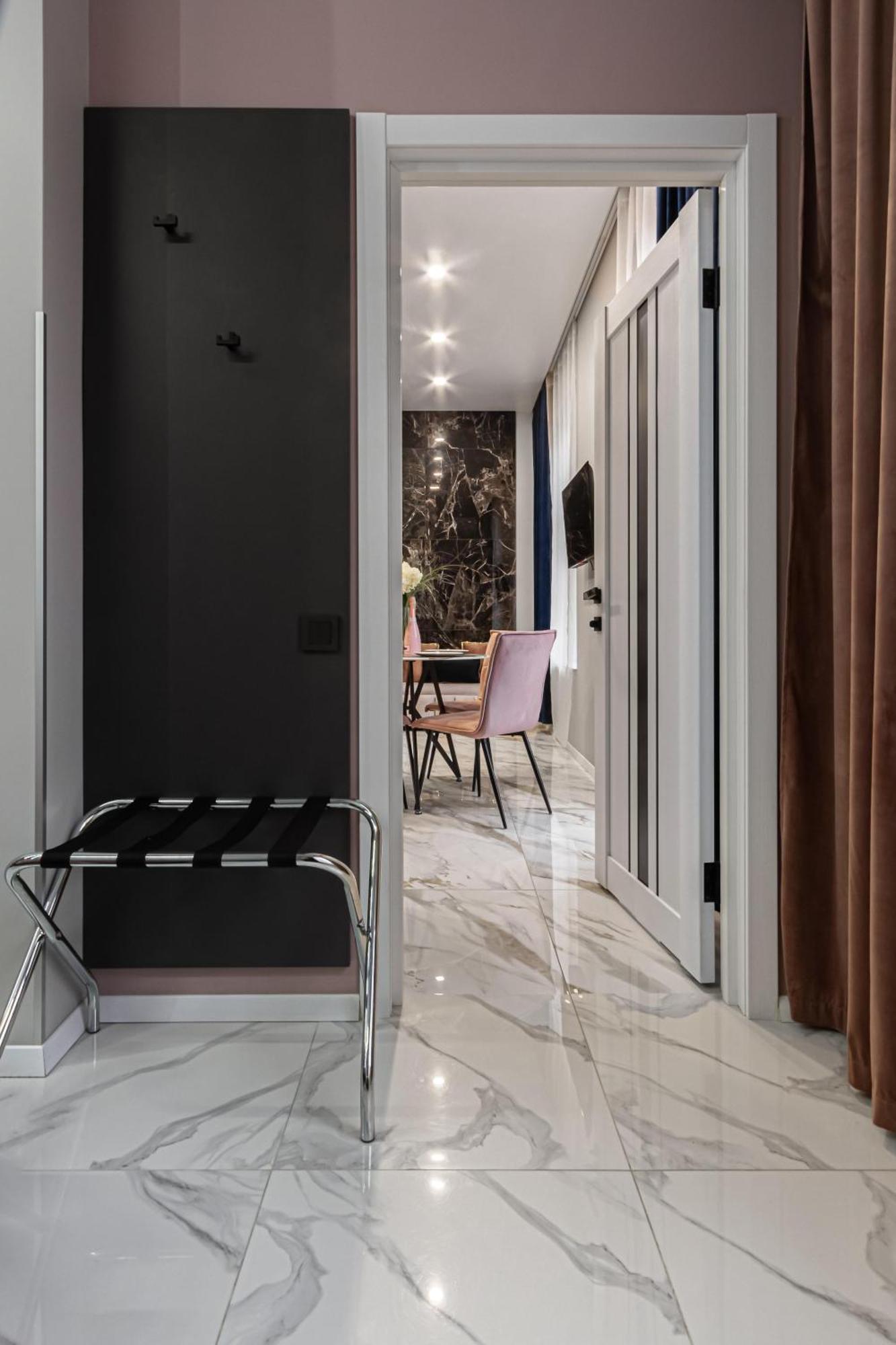 Family Residence Boutique Apartments Lviv Dış mekan fotoğraf